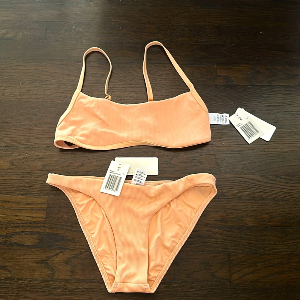 L Space Bikini- Med top, small bottoms